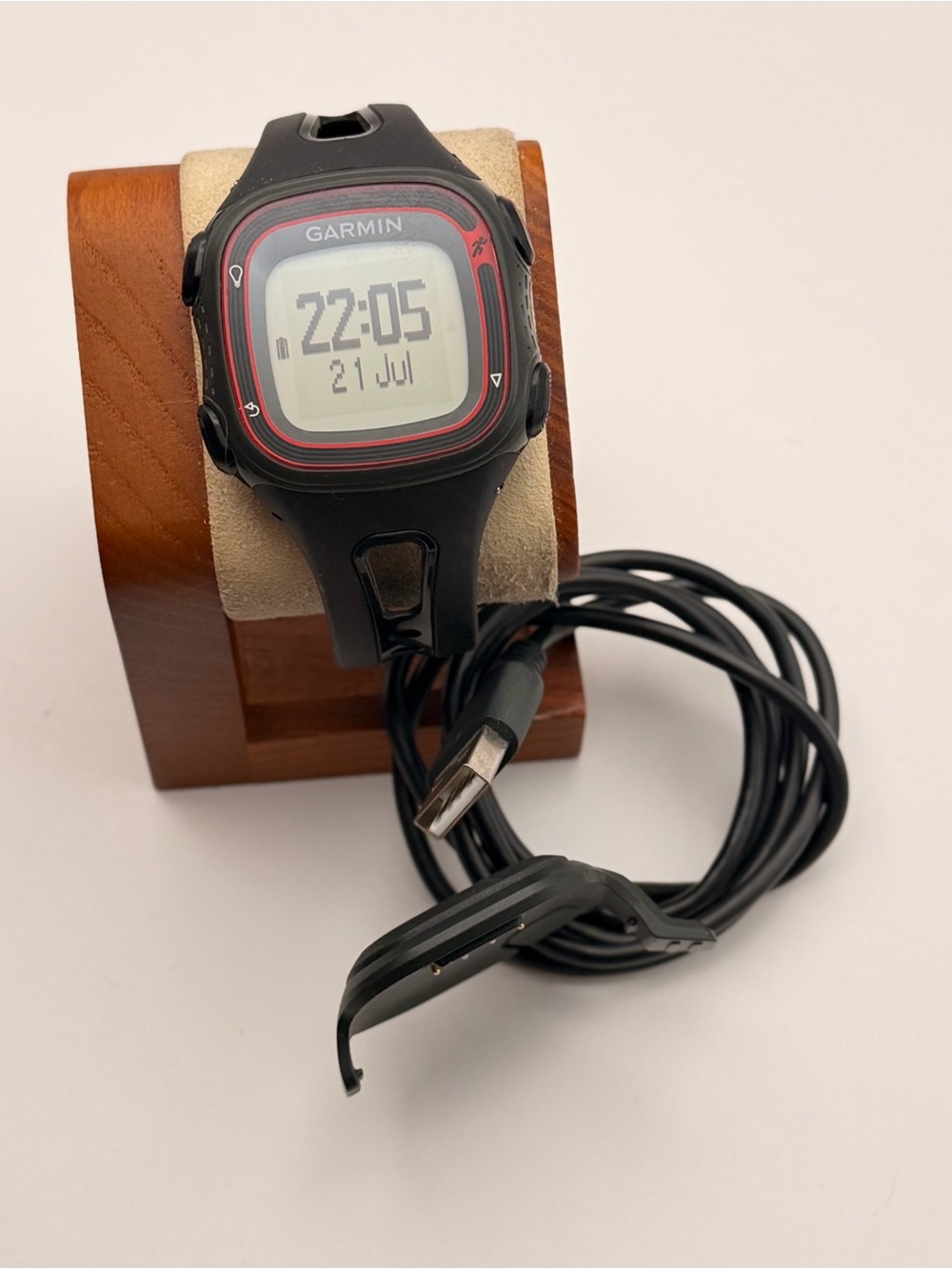 Garmin Forerunner 10 Large, Rare, Very Good, Charger Included, Tested
